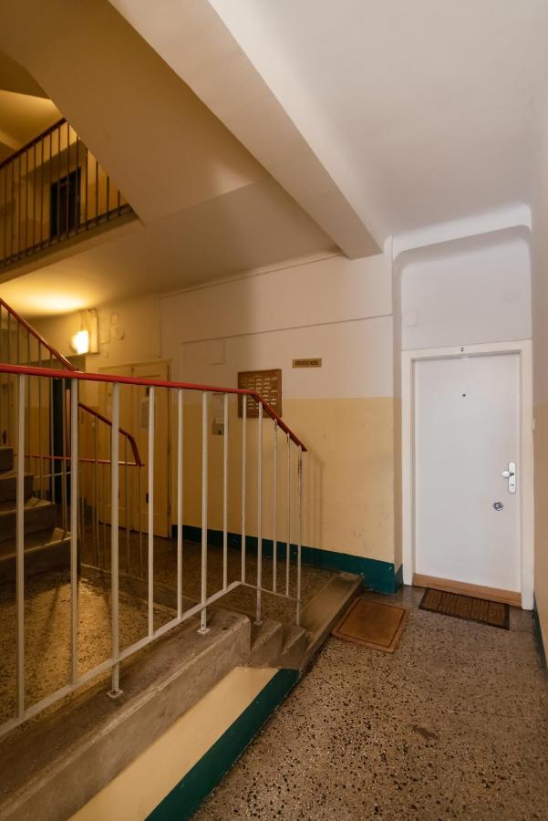 Absolute Ruhelage Im Zentrum Mit Parkplatz Apartment Viena Exterior foto