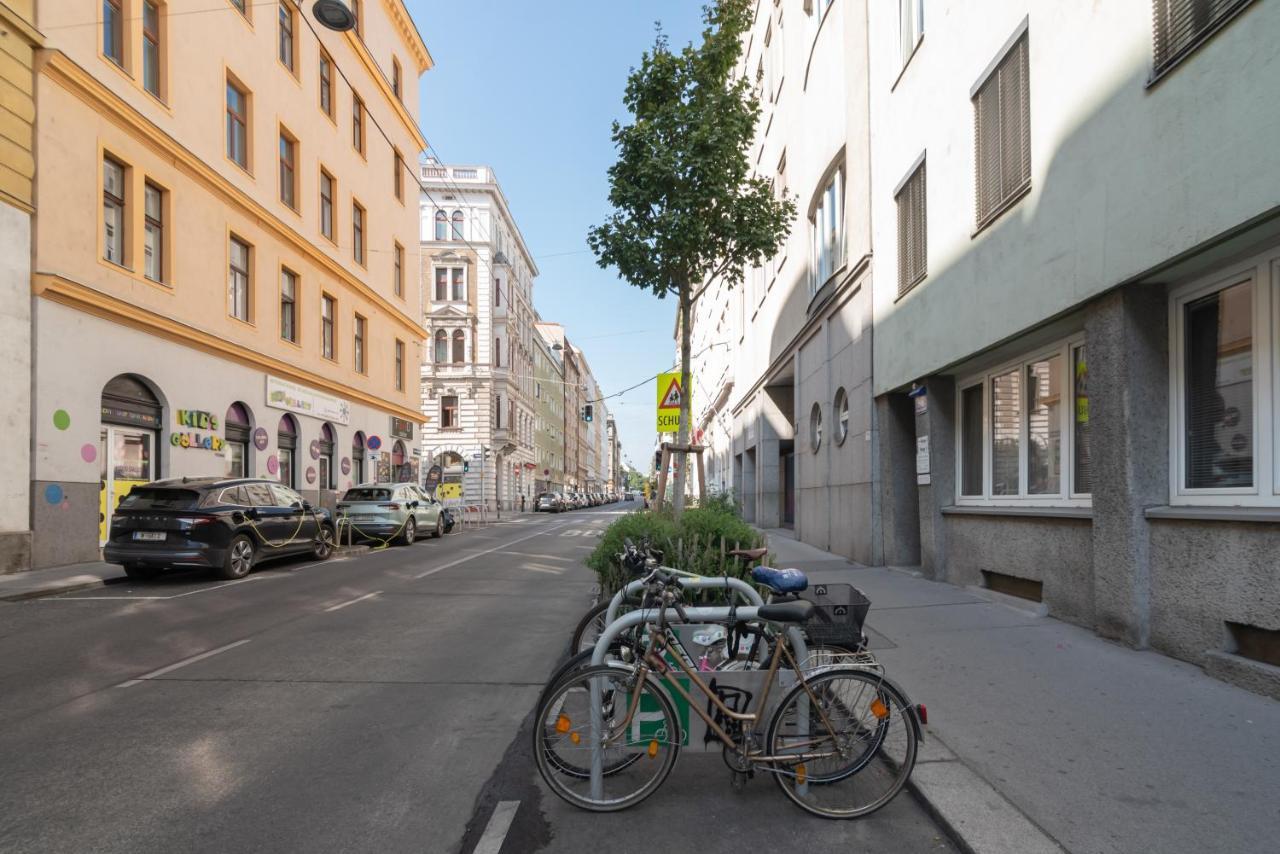 Absolute Ruhelage Im Zentrum Mit Parkplatz Apartment Viena Exterior foto