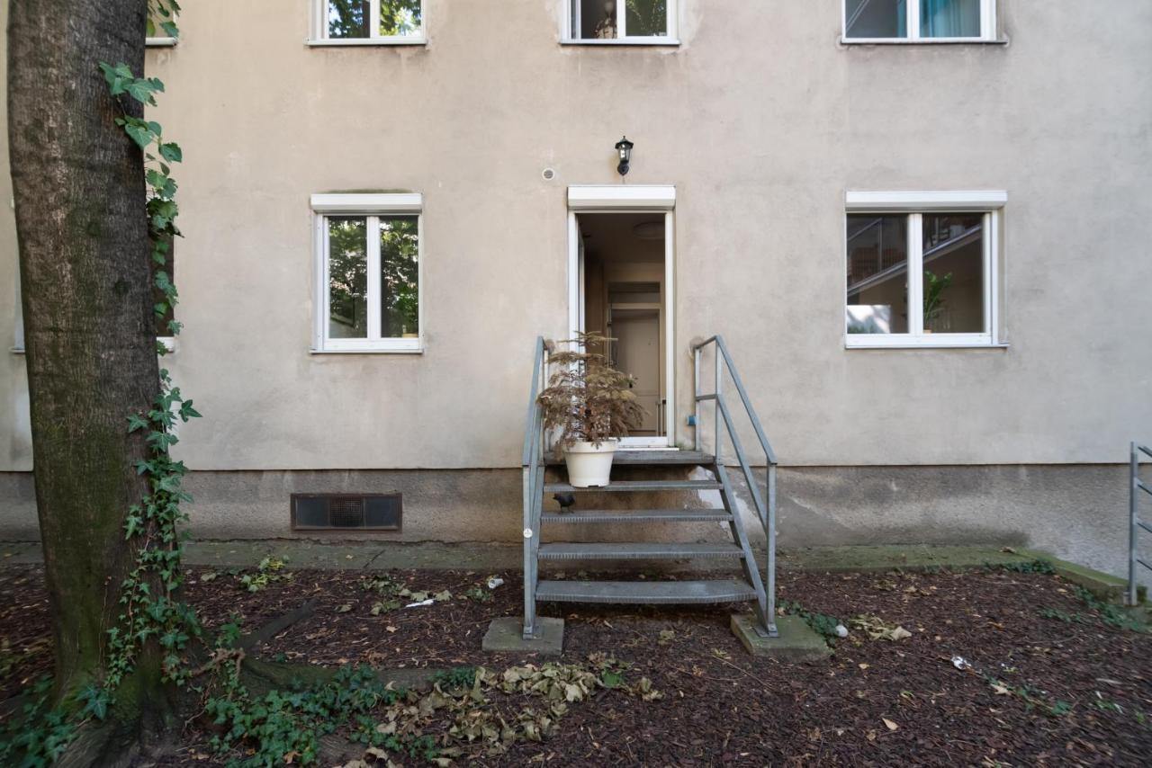 Absolute Ruhelage Im Zentrum Mit Parkplatz Apartment Viena Exterior foto